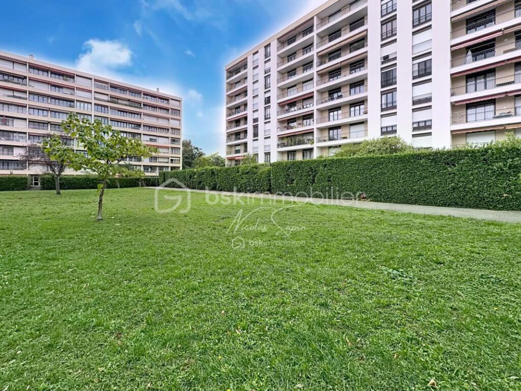 T2 entièrement rénové – 2 pièces – 1 chambre – 42 m²