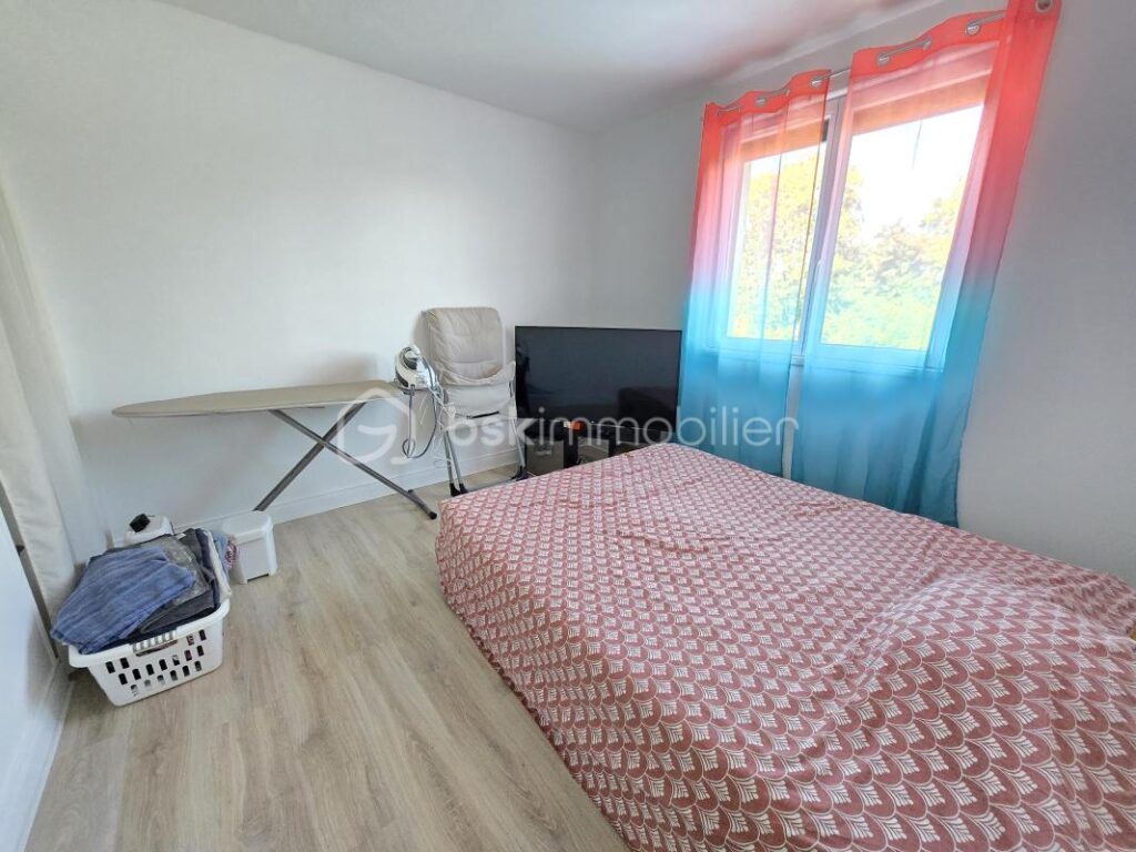 Magnifique Pavillon sur rez-de-jardin de 77 m² à La Machine – 4 pièces – 3 chambres – 77 m²