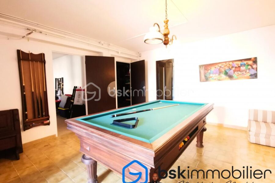 Maison à vendre à Saint privat des vieux