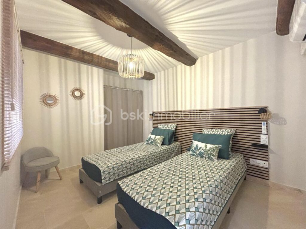 Superbe maison au pied du Mont-Ventoux – 4 pièces – 2 chambres – 94 m²