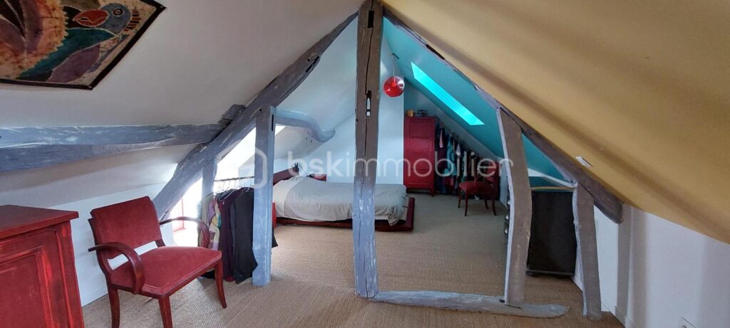 LONGERE 7 PIECES 175 M² TERRAIN 13757 – 7 pièces – 2 chambres – 175 m²