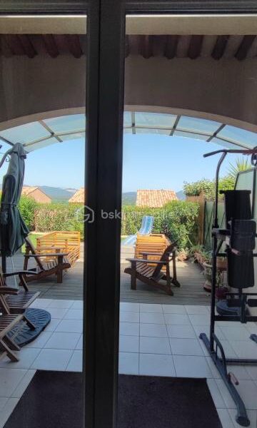 Maison à vendre à Roquebrune sur argens