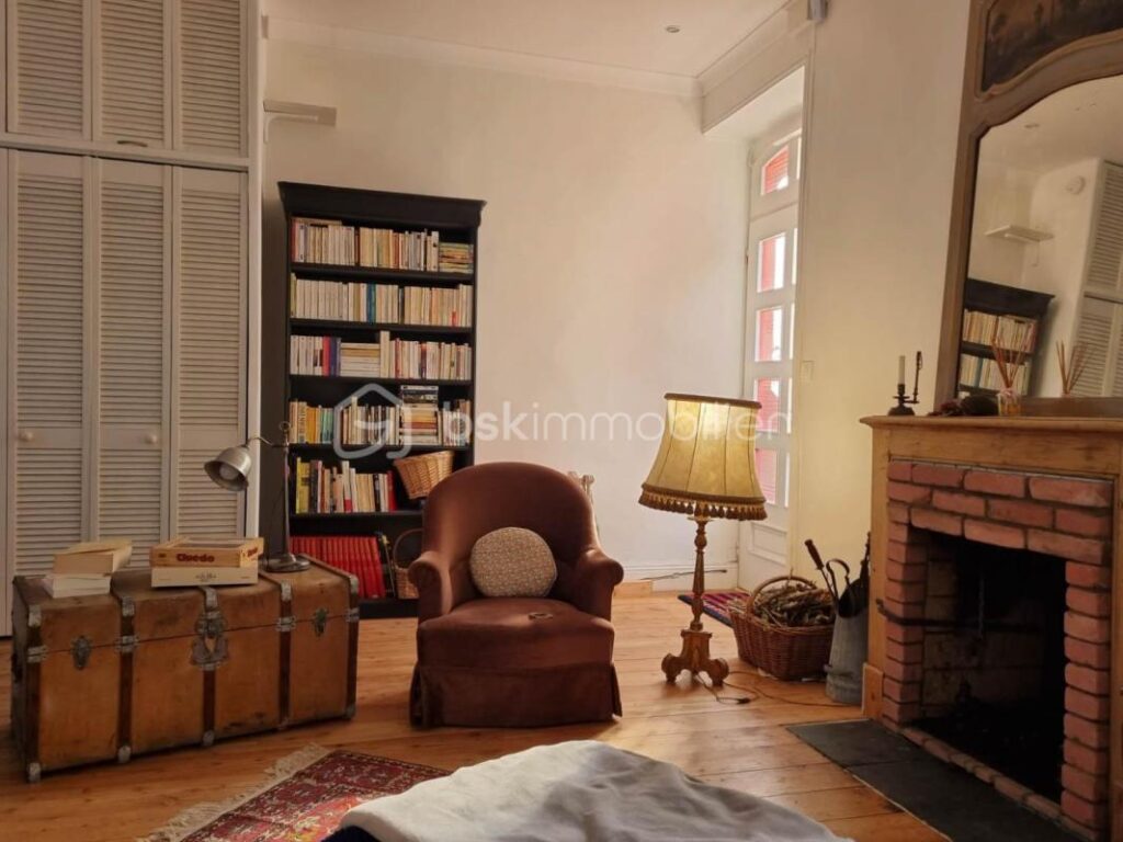 Maison de bourg au cœur de l’Île-aux-Moines — Coup de cœur assuré ! – 3 pièces – 2 chambres – 82 m²