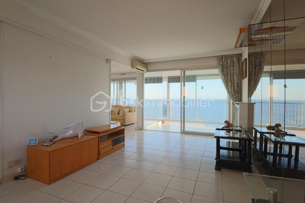 À VENDRE(06) CANNES- Appartement vue mer exceptionnelle, 3 pièces 80 m2 Habitables ! – 3 pièces – NR chambres – 68 m²