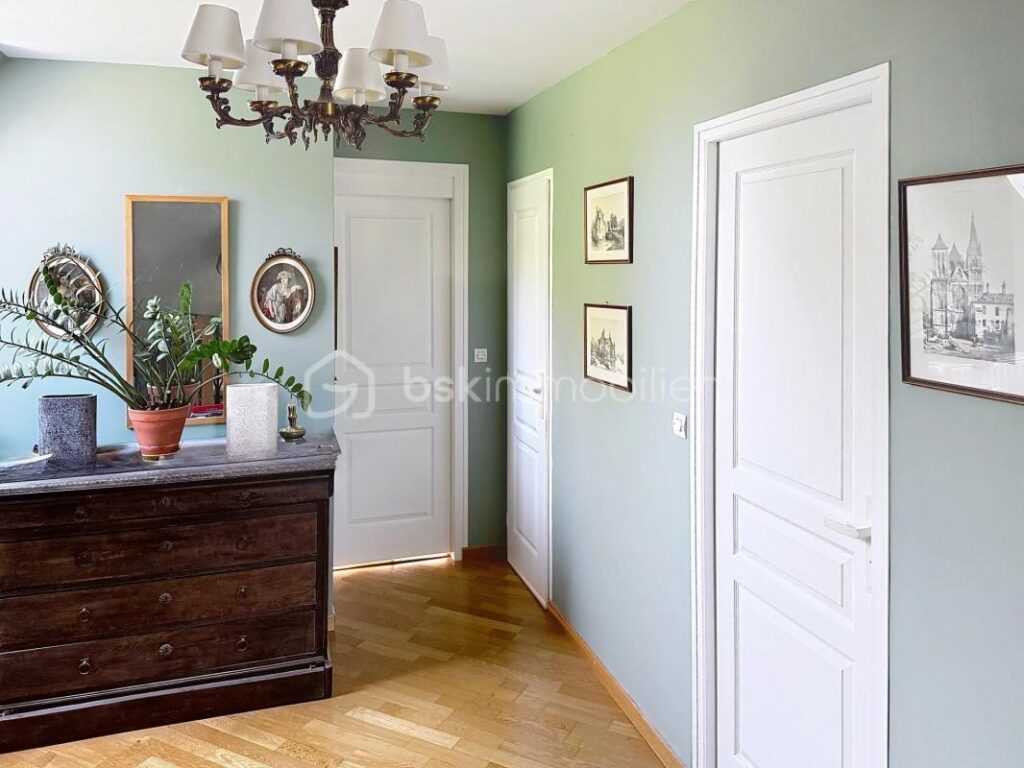 Maison 377m2 secteur Villers-sur-Mer – 9 pièces – 4 chambres – 377 m²