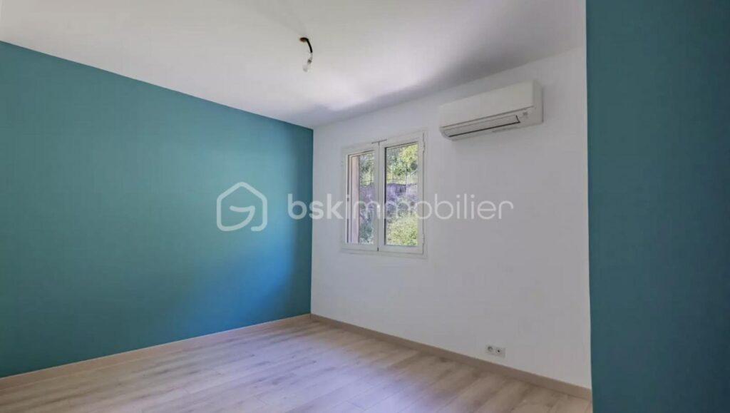 Maison mitoyenne avec vue imprenable sur la forêt – 5 pièces – 4 chambres – 112 m²