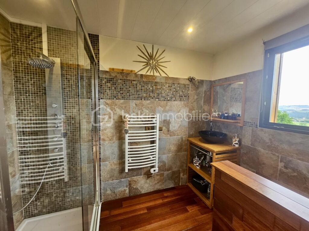 Maison 4 pièces 150 m² – 4 pièces – 3 chambres – 150 m²