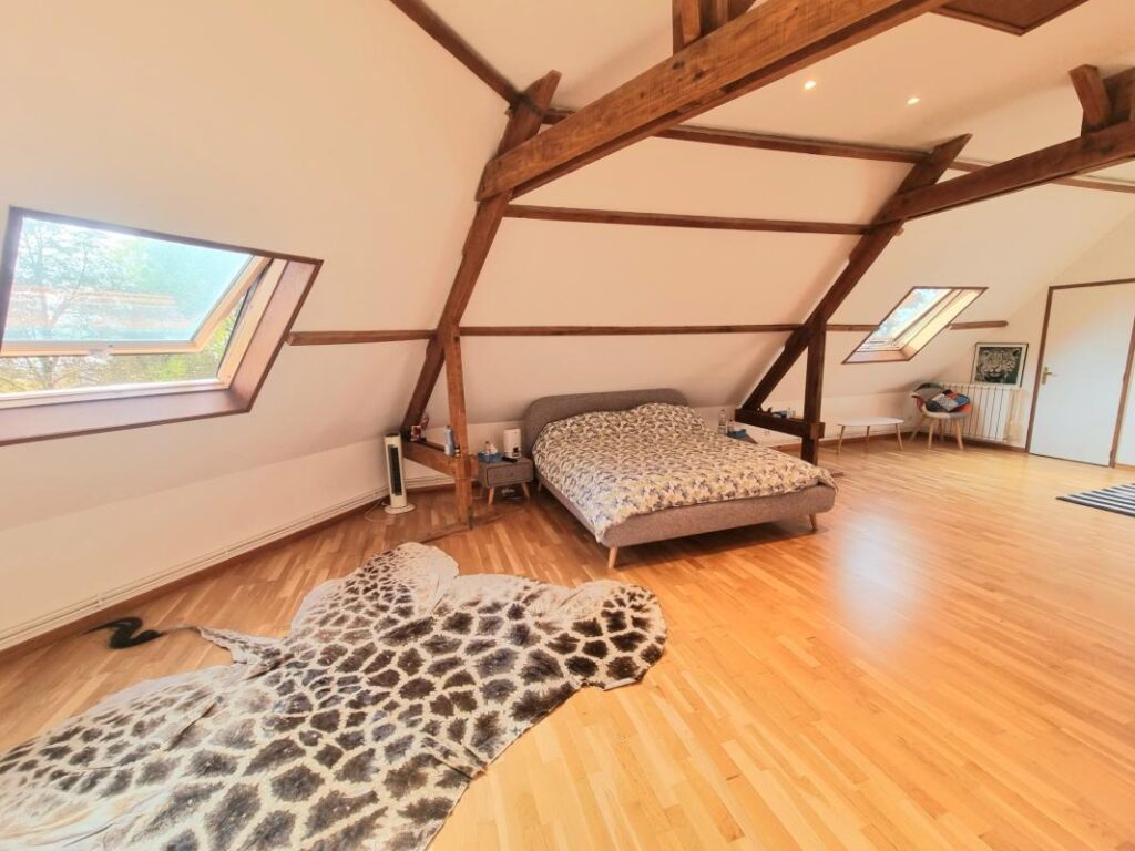 Demeure d’ exception, 4 chambres, sous-sol, terrasse, jardin – 7 pièces – 4 chambres – 187 m²