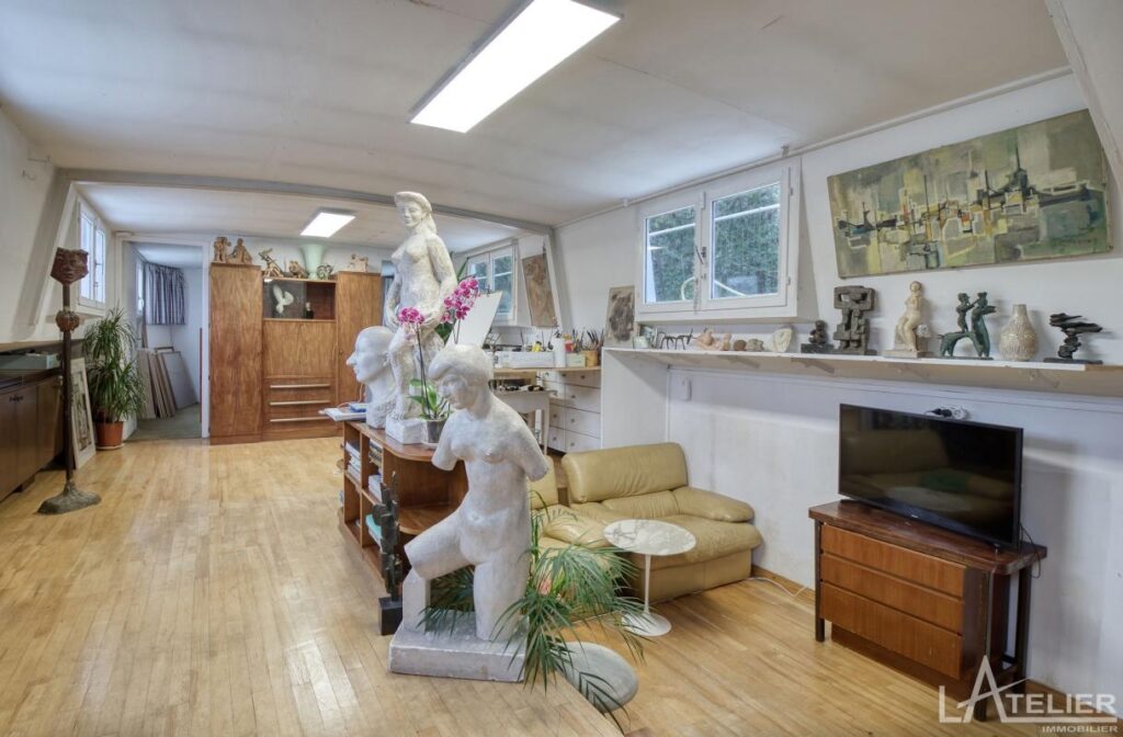 Péniche à Saint-Cloud, Quartier des Coteaux – 4 pièces – 3 chambres – 150 m²