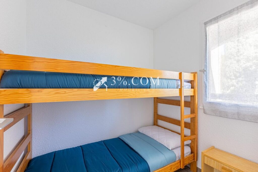 APPARTEMENT SUR I’ILE PRIVEE DES MARINAS – 2 pièces – 1 chambre – 30 m²