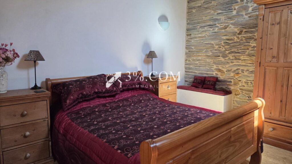 Longère de caractère au calme – 4 pièces – 3 chambres – 115 m²