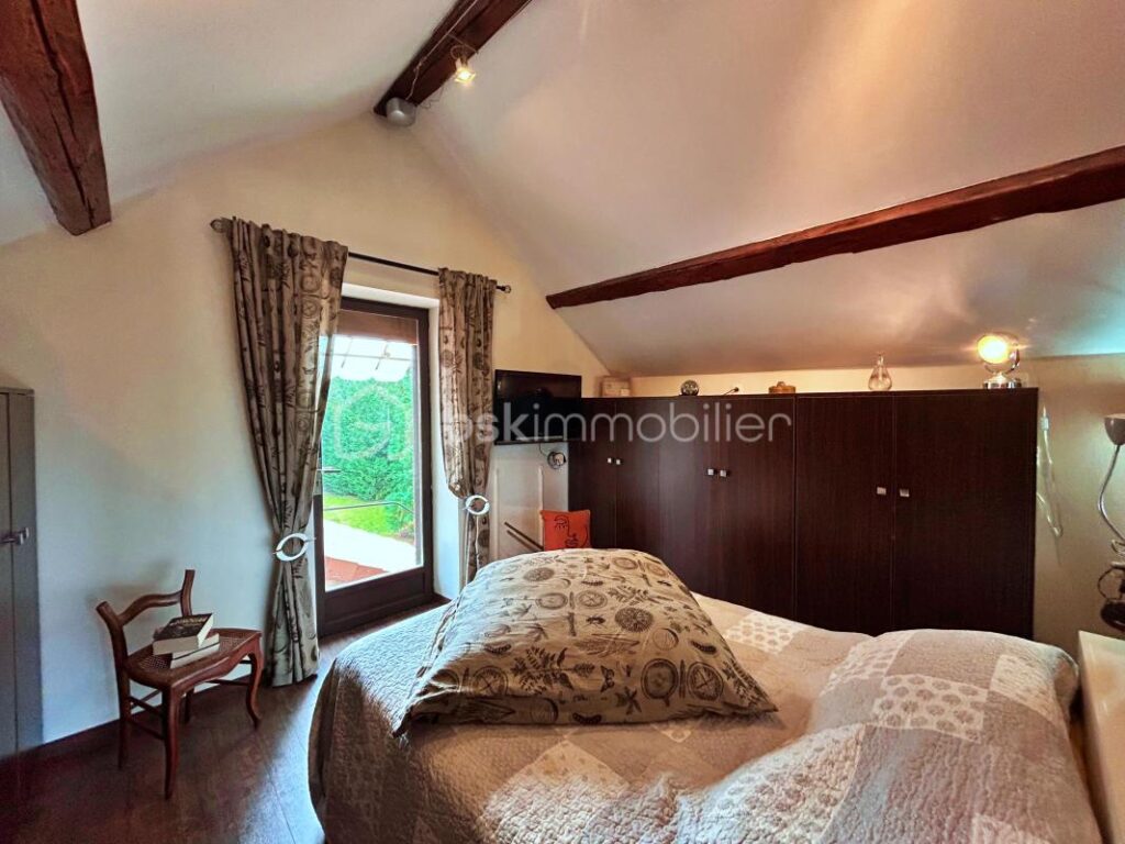 ✨ Élégance et charme à la campagne – Maison de caractère de 1895 avec dépendances aménagées ✨ – 6 pièces – 3 chambres – 160 m²