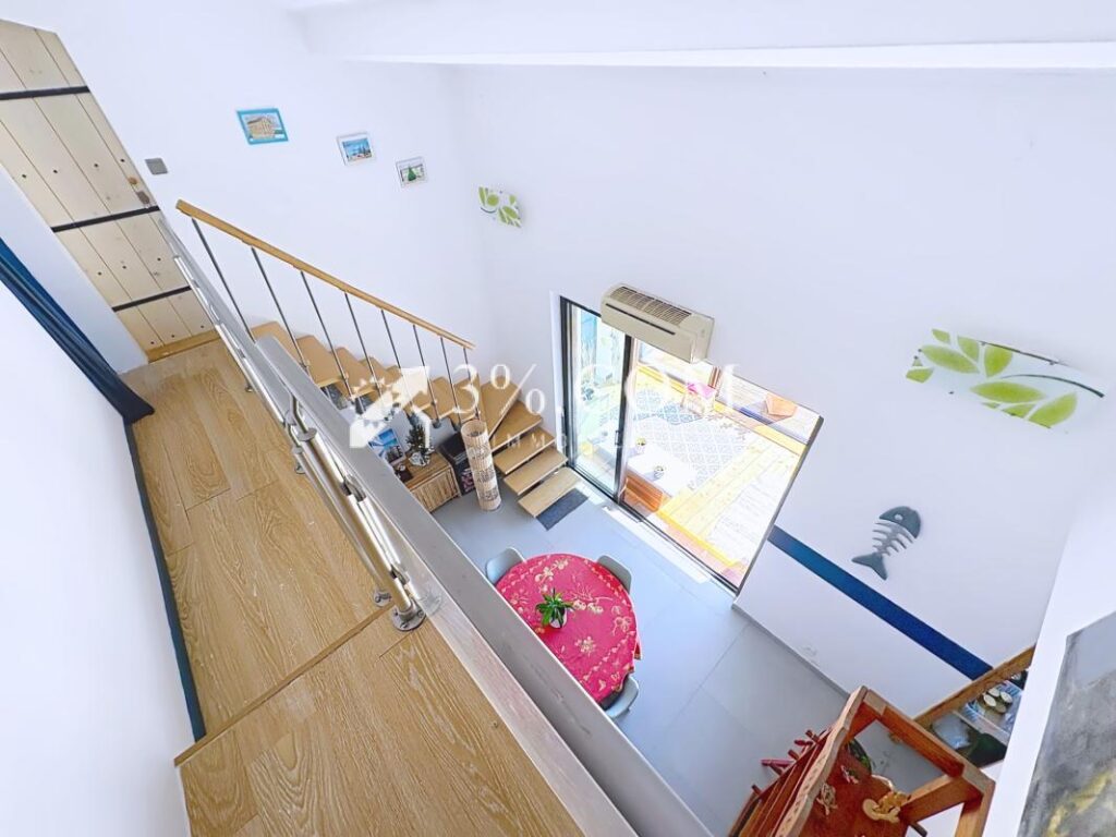 Coup de coeur à Bages : maison avec vue exceptionnelle sur l’ – 7 pièces – 3 chambres – 139 m²