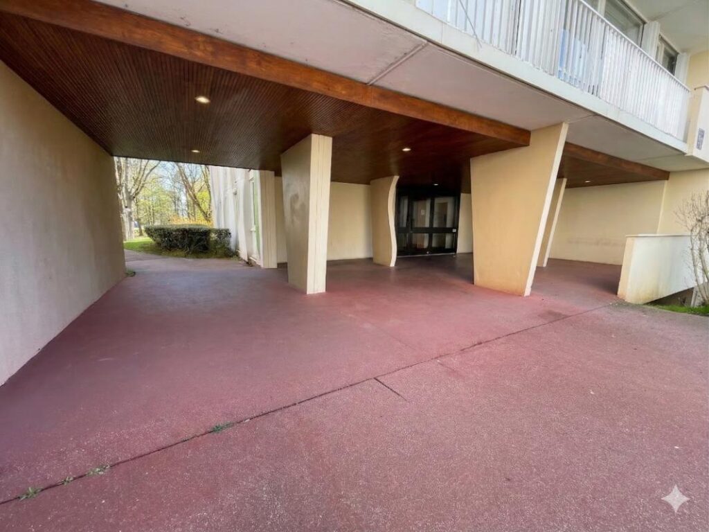 Appartement 3P 67 m² refait à neuf – Terrasse – Parking – Cergy Orée du Bois – 3 pièces – 2 chambres – 67 m²