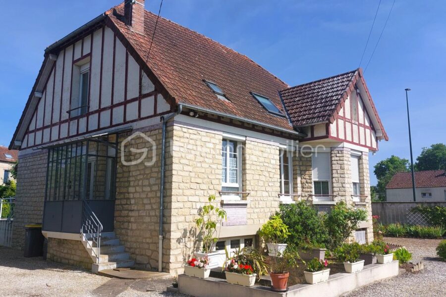 Maison à vendre à Sens