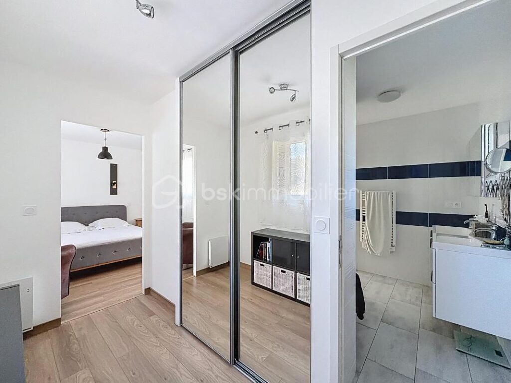 Maison contemporaine 136 m² – terrain 4 000 m² – grand séjour 60 m² – 10 min Redon – 5 pièces – 3 chambres – 136 m²