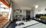 Hyper centre de La Grande-Motte – Appartement lumineux avec balcon et grand garage – 2 pièces – 1 chambre – 45 m²