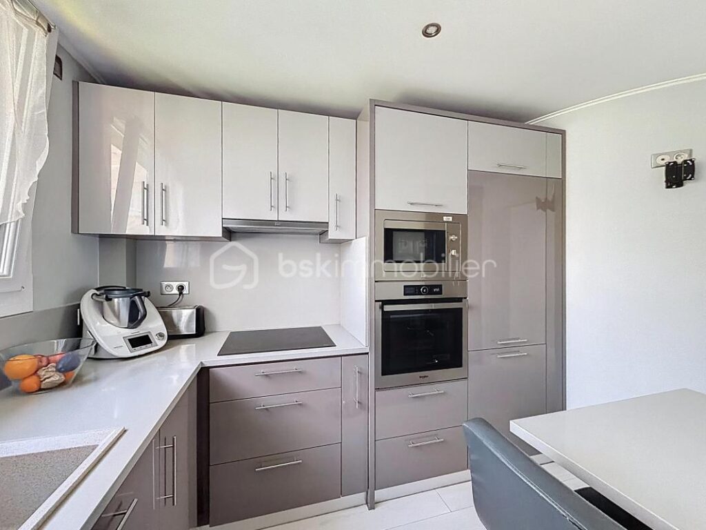 Exclusivité : un trois‑pièces lumineux, entièrement repensé par architecte – 3 pièces – 2 chambres – 58 m²