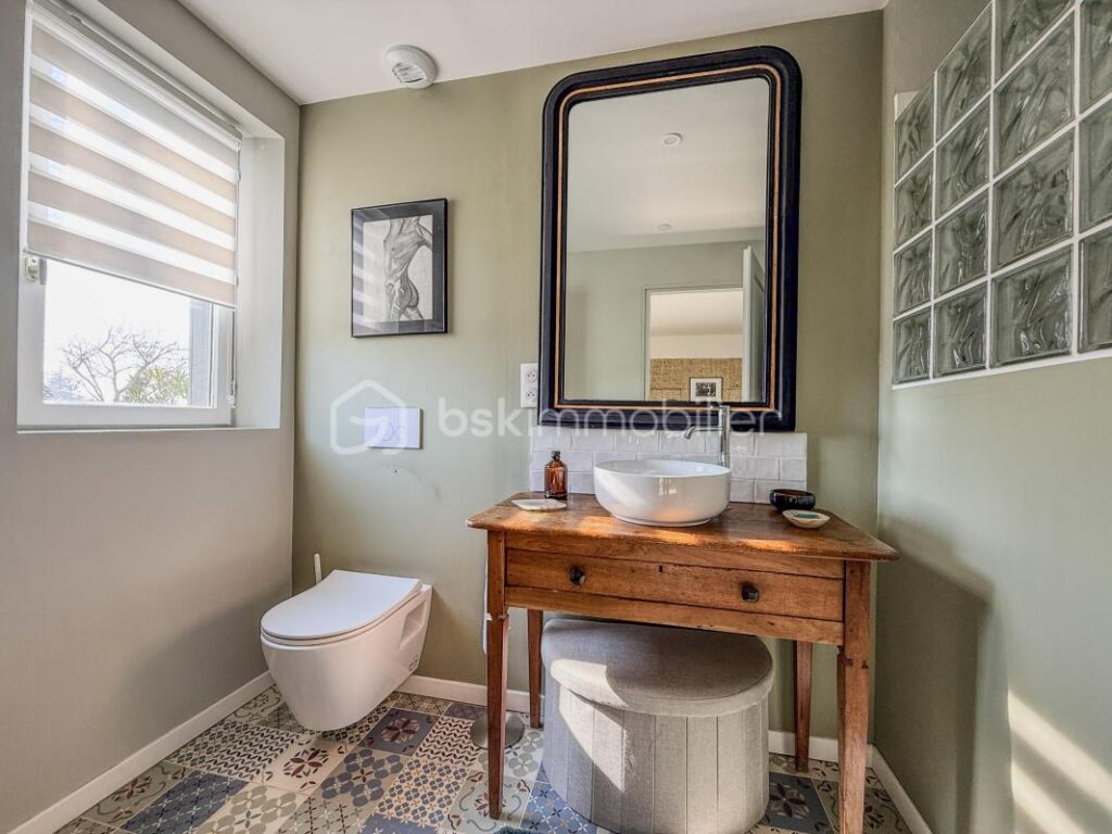 Propriété normande de caractère avec vue vallée –Cadre d’exception – – 7 pièces – 4 chambres – 187 m²