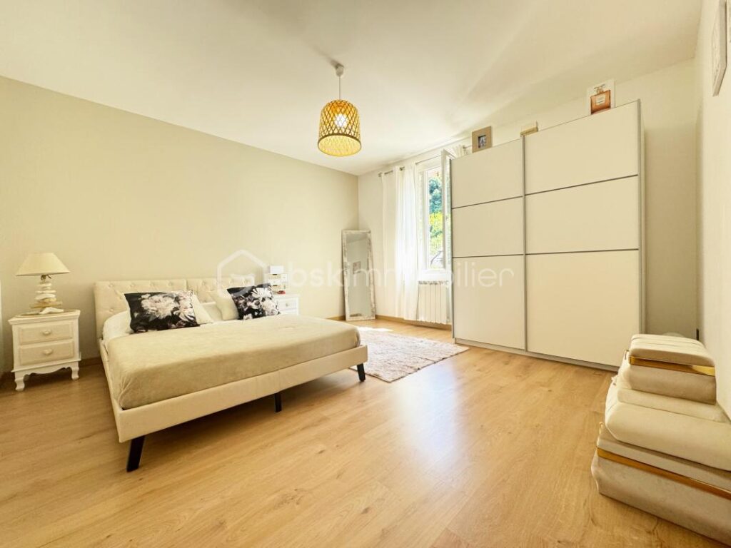 Maison à fort potentiel – 5 pièces – 3 chambres – 108 m²