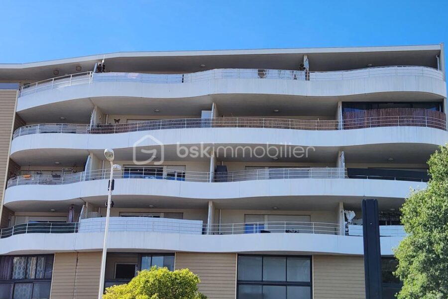 Appartement à vendre à Toulon — Vue sur la ville — photo 2