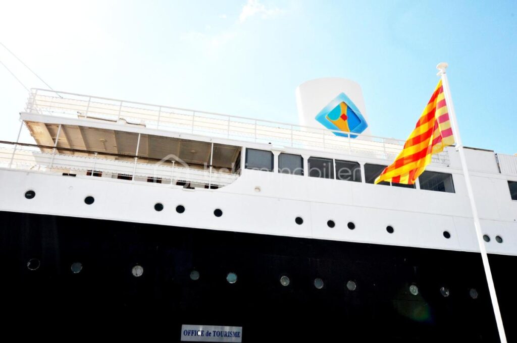 DUPLEX ACCES DIRECT A LA PLAGE – 3 pièces – 2 chambres – 58 m²