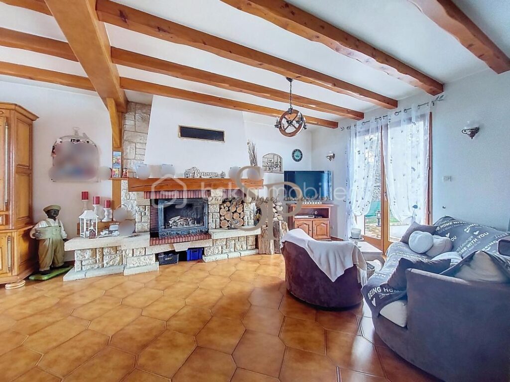 Maison 5 pièces 3 chambres – 5 pièces – 3 chambres – 106 m²