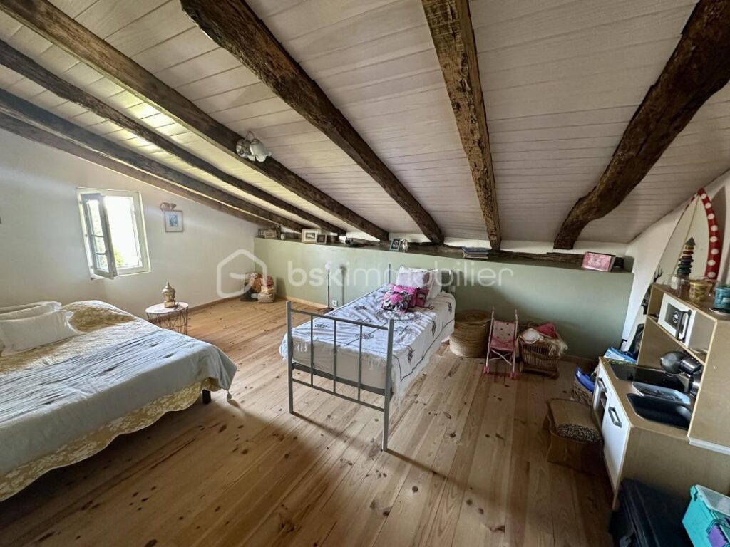 Ferme du XVIIIème Siècle – 7 pièces – 5 chambres – 158 m²