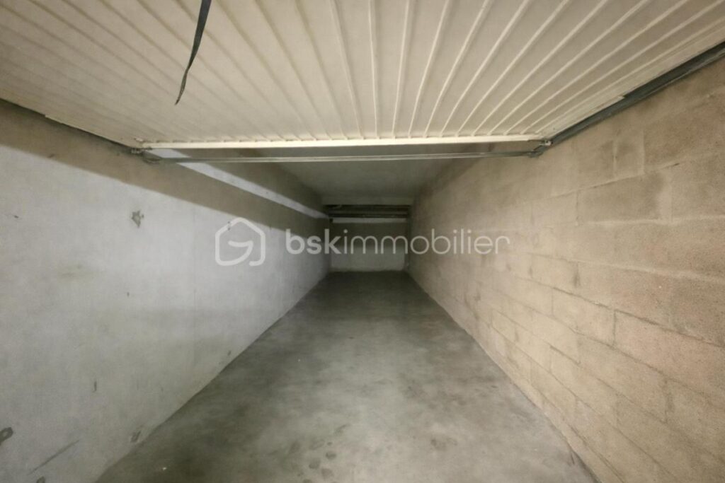 EN EXCLUSIVITÉ – DUPLEX AVEC GRANDE TERRASSE – 4 pièces – 3 chambres – 77 m²