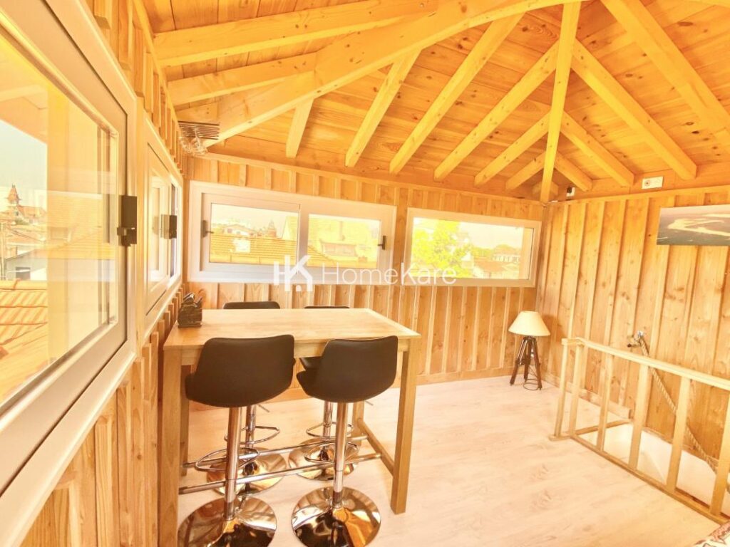 APPARTEMENT T5 DERNIER ETAGE – ASCENSEUR PRIVATIF – 5 pièces – 3 chambres – 132 m²