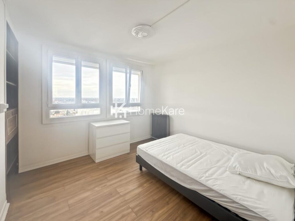 Appartement T4 de 71m² en dernier étage – 4 pièces – 3 chambres – 71 m²