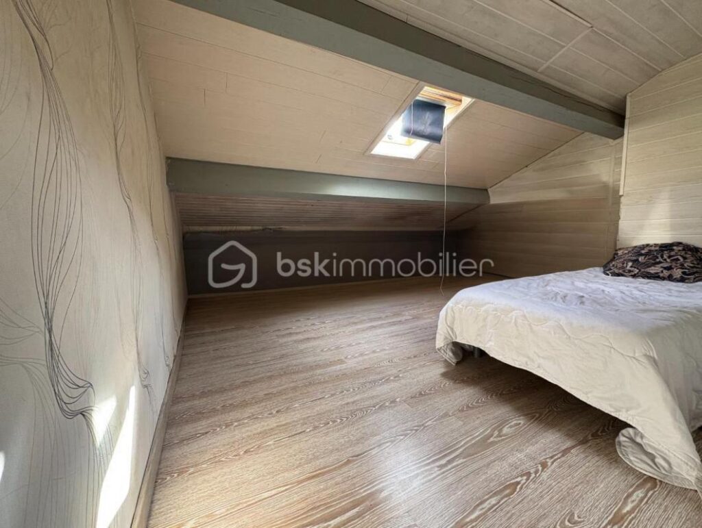 Maison Familiale 6 Chambres – 8 pièces – 6 chambres – 178 m²