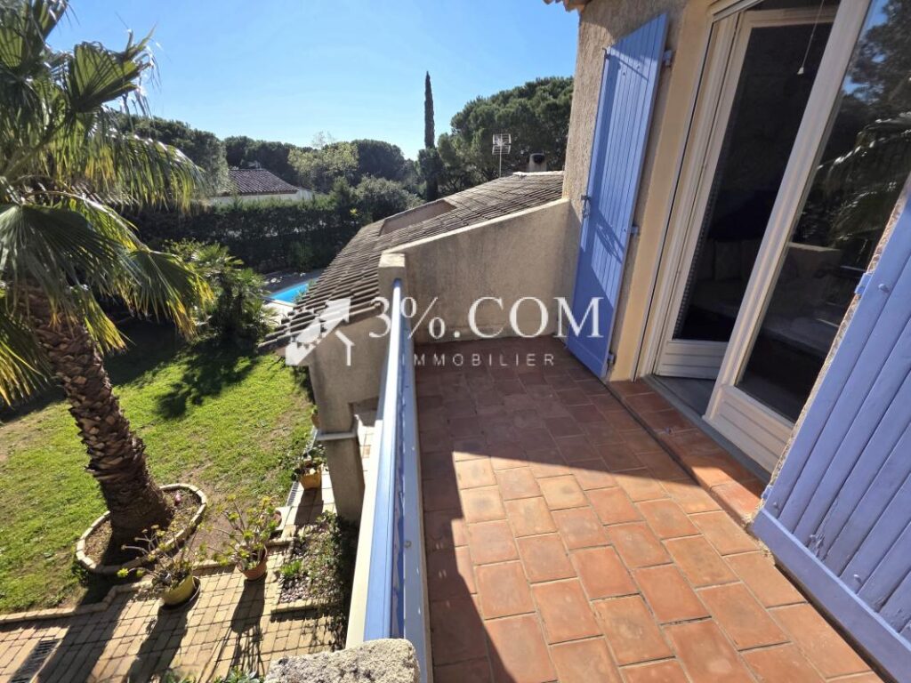 Grande villa dans quartier verdoyant – 6 pièces – 4 chambres – 145 m²