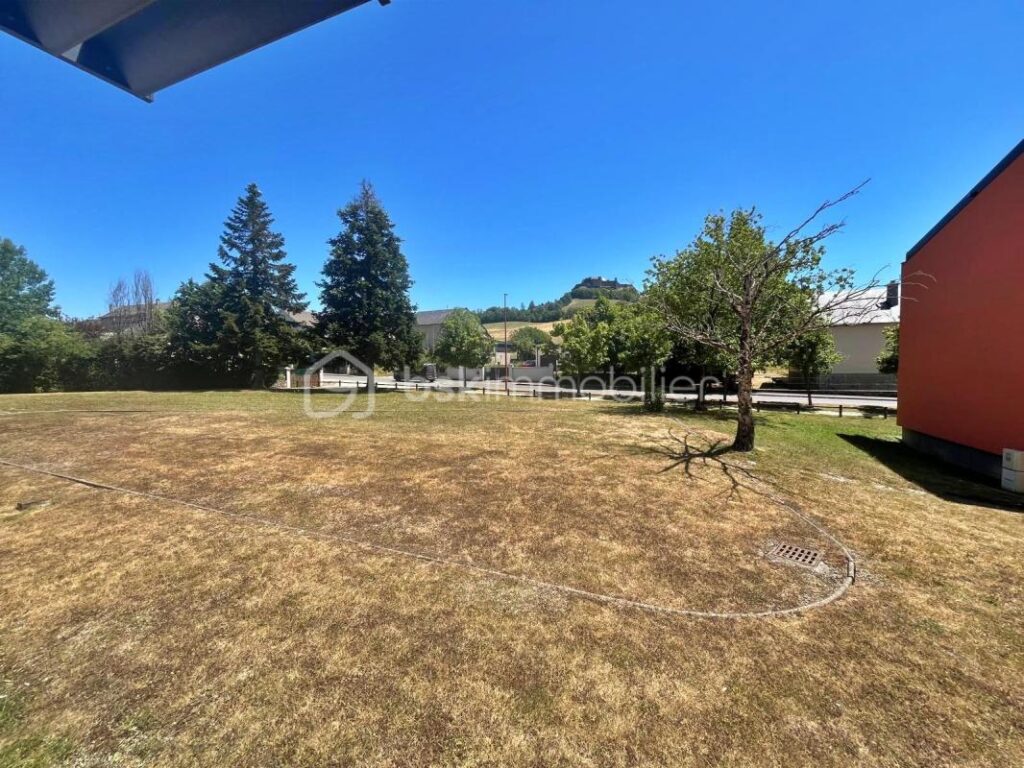 APPARTEMENT 3 PIÈCES – 58 m² + PARKING + CAVE – 3 pièces – 2 chambres – 59 m²