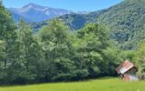 L’authenticité et le rêve: la grange de Jean-Pierre – Un hectare de nature en montagne – 2 pièces – 1 chambre – 30 m²