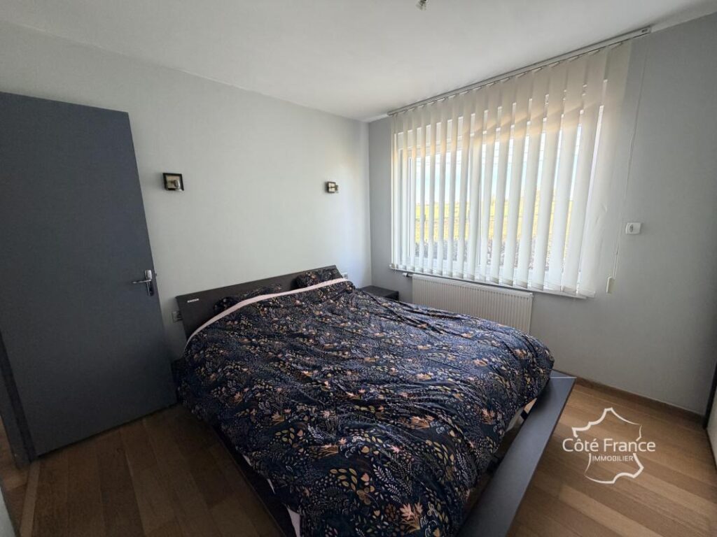 Maison 6 pièces 143 m2 1 880 m2 de terrain Bersillies (5 – 6 pièces – 4 chambres – 143 m²