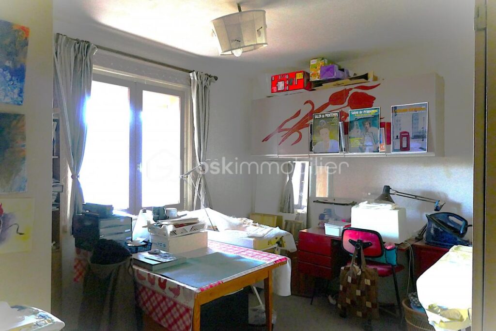 Maison de 169 m², le calme de la campagne, pas de vis à vis, piscine à débordement avec vue sur la vallée Cévenole ! – 6 pièces – 4 chambres – 169 m²