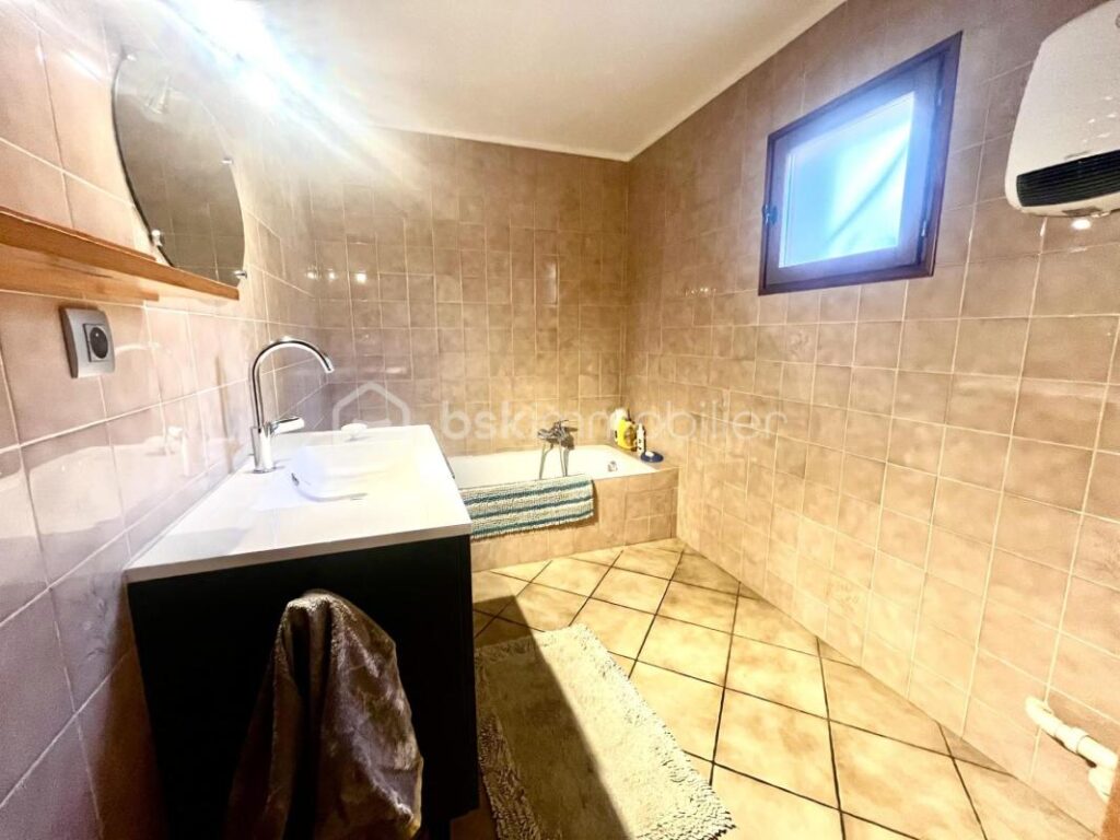 Maison 3 chambres Jarrier – 4 pièces – 3 chambres – 110 m²