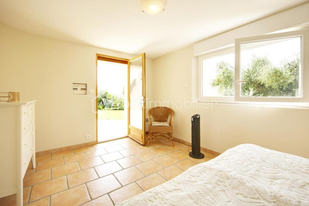 Villa provençale avec vue mer et collines panoramique – Gattières – 6 pièces – 4 chambres – 187 m²