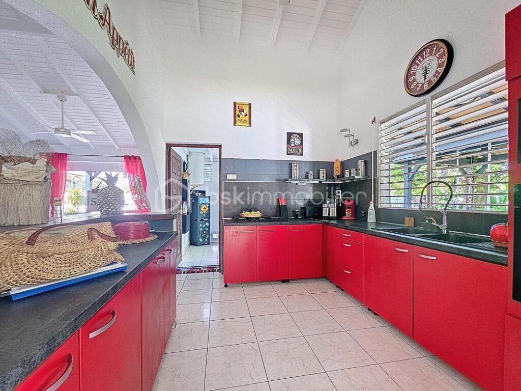 Villa avec piscine 3 chambres , parcelle 1000 m2 – 4 pièces – 3 chambres – 120 m²