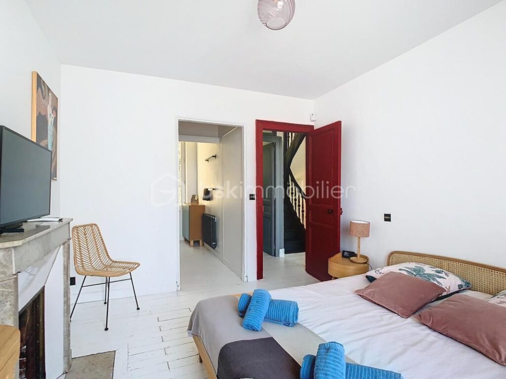 Face à la mer, maison 5 chambres – 8 pièces – 5 chambres – 161 m²