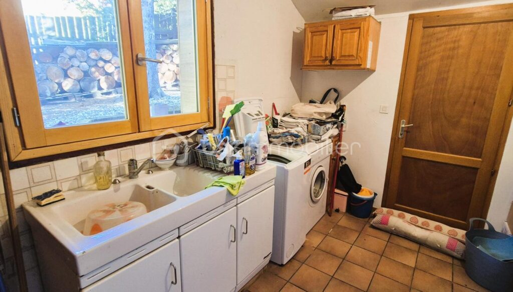 A ALLOS – MAGNIFIQUE CHALET INDIVIDUEL 5 PIÈCES – 197 m² – 8 pièces – 4 chambres – 197 m²