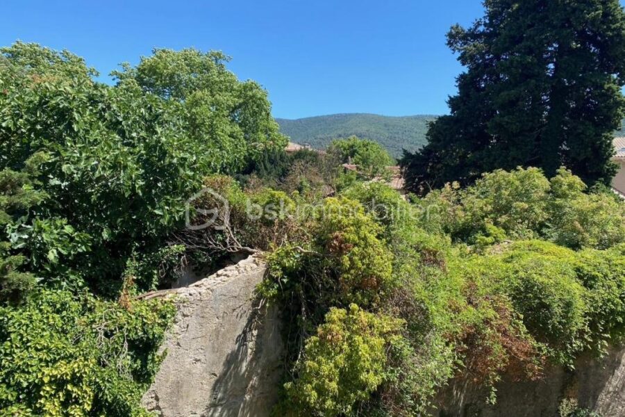 Appartement à vendre à Signes
