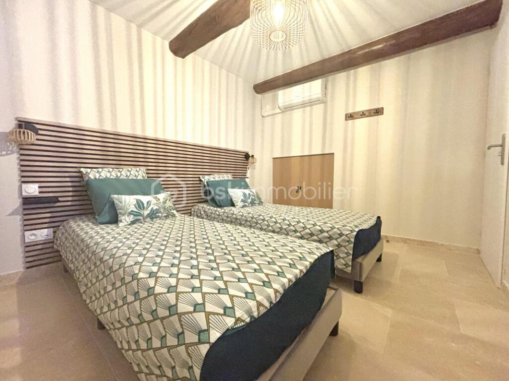 Superbe maison au pied du Mont-Ventoux – 4 pièces – 2 chambres – 94 m²