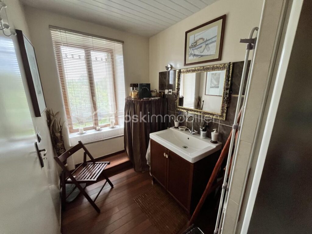 Charmante maison de village rénovée avec jardin – 4 pièces – 2 chambres – 73 m²