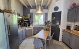 A VENDRE MAISON 3 FACES DE 131M² SUR TERRAIN DE 336M² A CERET – TROIS CHAMBRES – GARAGE – CLIMATISATION REVERSIBLE – VUE SUR LE VALLESPIR – AUCUN VIS A VIS – GARAGE – 6 pièces – 3 chambres – 131 m²