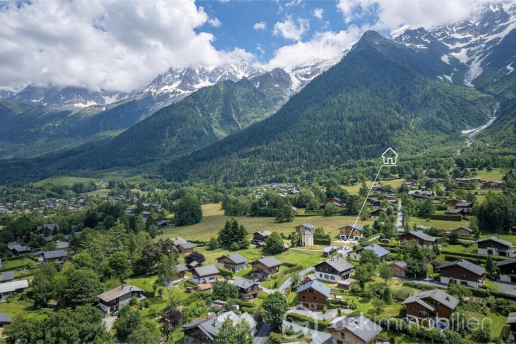 Chalet vue Mont-Blanc, vallée de Chamonix – 7 pièces – 5 chambres – 172 m²