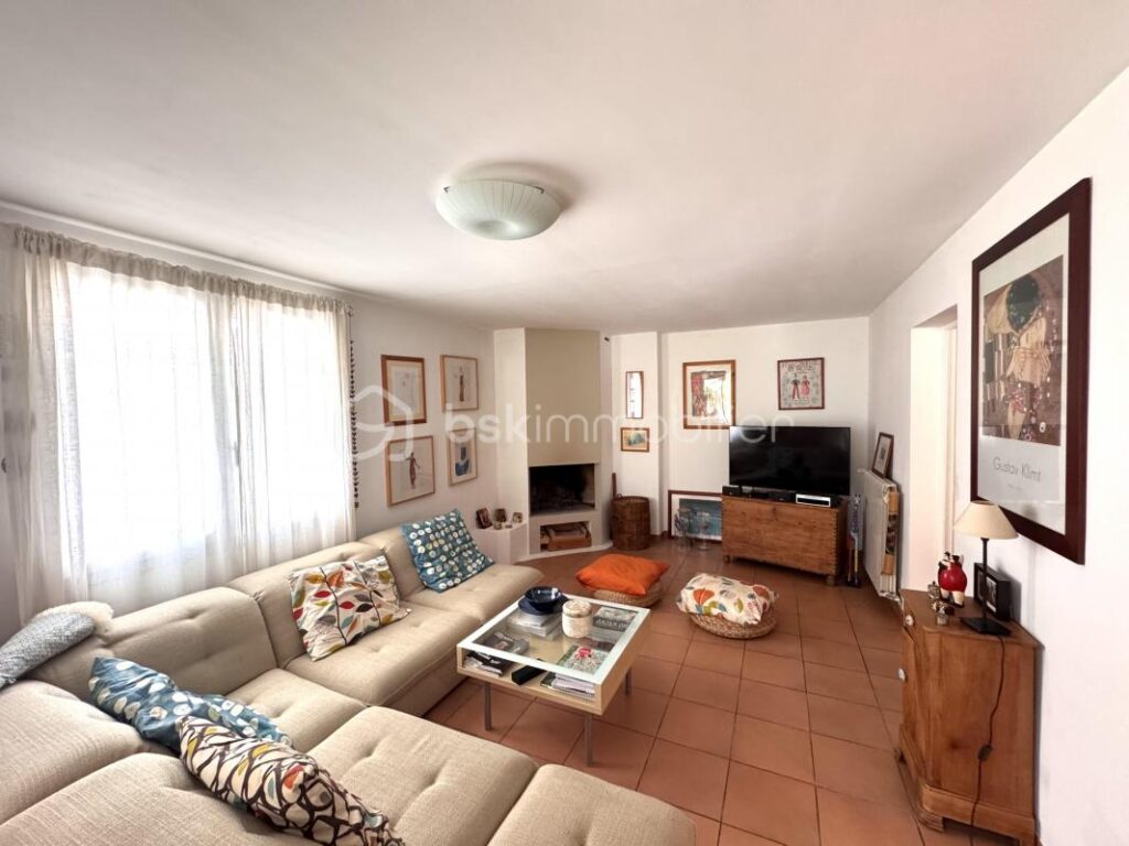 Istres, Appartement de 127m2 avec Jardin – 5 pièces – 4 chambres – 127 m²