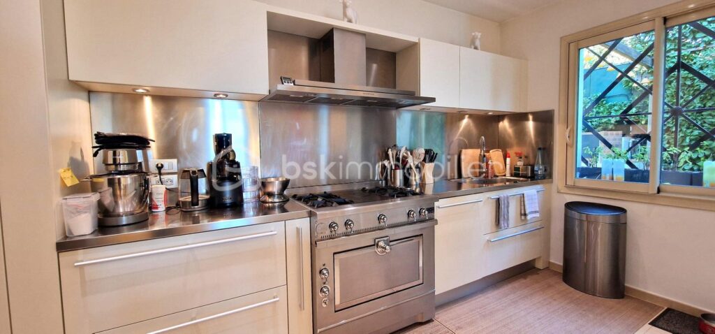 La Turbie Villa d’exception avec vue mer – élégance, confort et raffinement – 6 pièces – 4 chambres – 241 m²