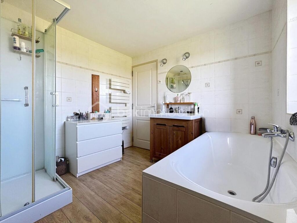 Maison de campagne au calme – 6 pièces – 4 chambres – 134 m²